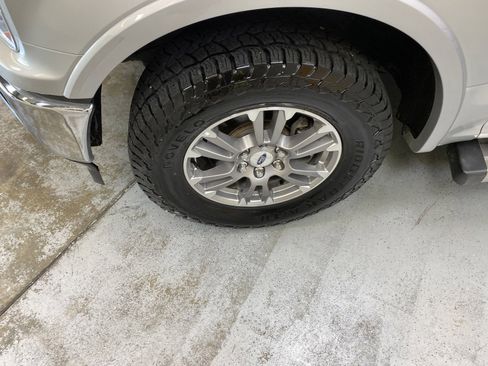 Used 2018 Ford F150 Lariat image 11