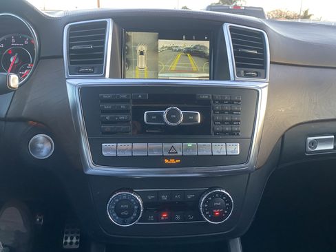 Used 2016 Mercedes-Benz GL 63 AMG AMG GL 63 image 12