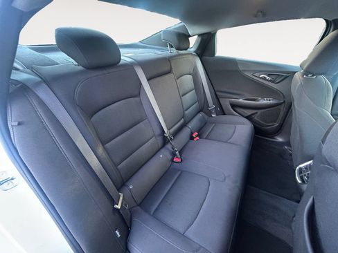 Used 2024 Chevrolet Malibu LT FWD image 12