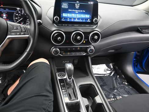Certified 2022 Nissan Sentra SV image 19