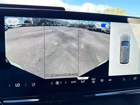 New 2026 Ford Expedition Platinum image 26