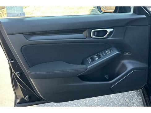 Used 2024 Honda Civic Sport image 11