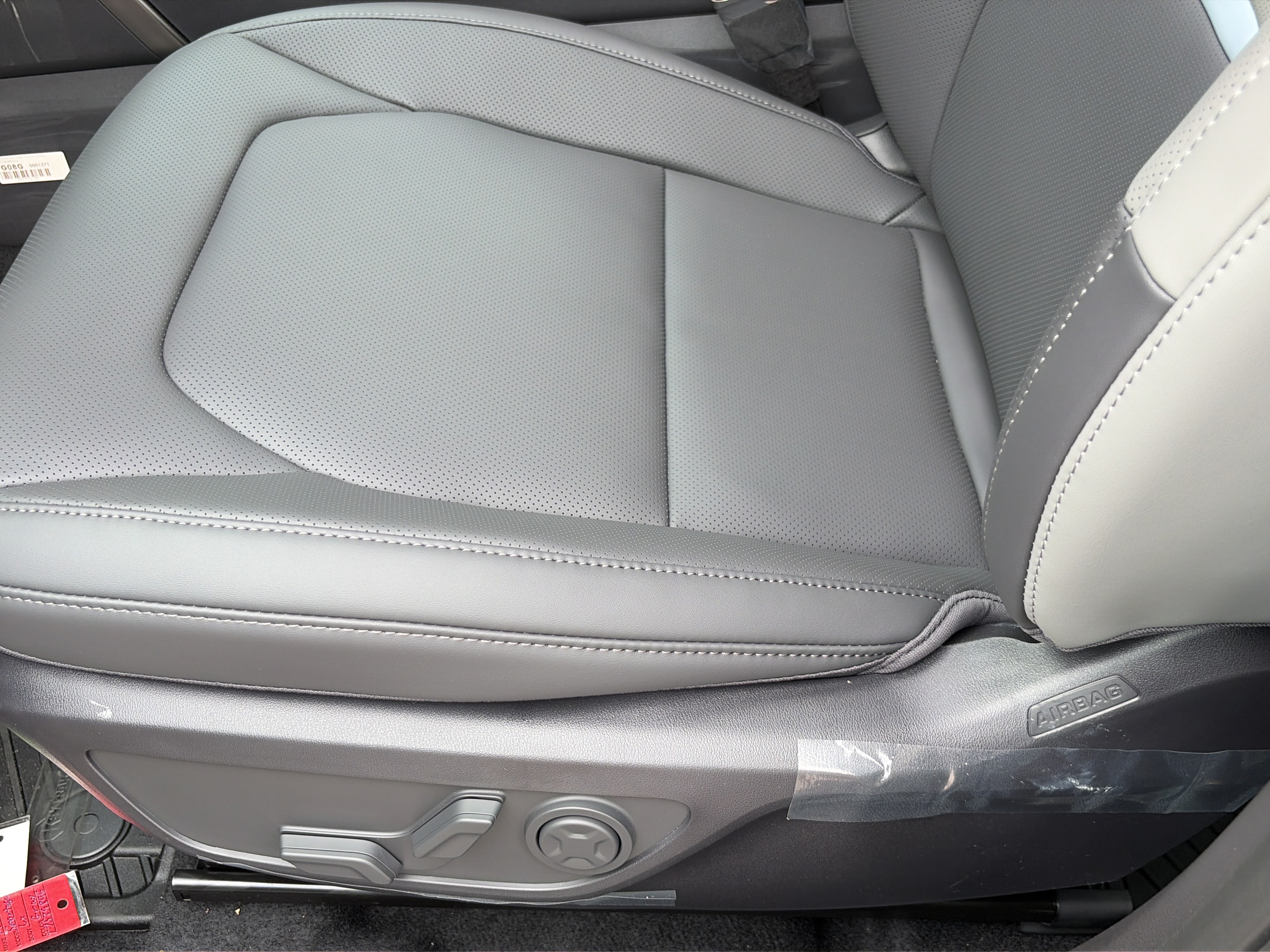 New 2027 Kia Seltos EX w/ EX Panoramic Sunroof Package FWD image 19