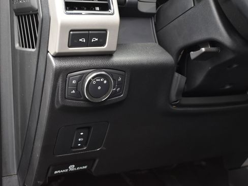 Used 2021 Ford F250 Lariat image 22