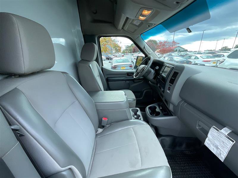 Used 2021 Nissan NV 2500 SV RWD image 13