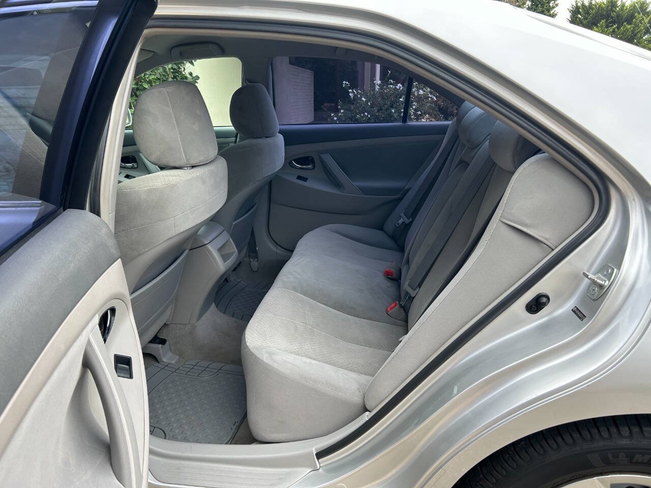 Used 2008 Toyota Camry LE FWD image 27