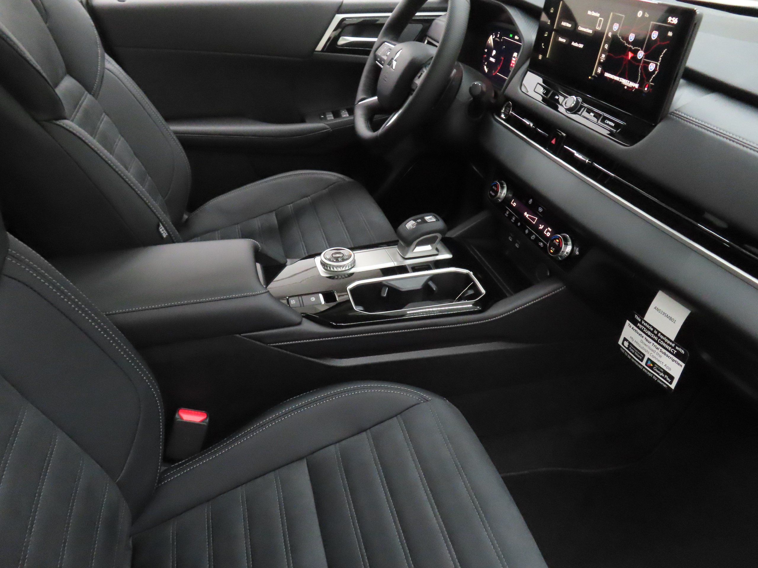 New 2026 Mitsubishi Outlander SE AWD/4WD image 22