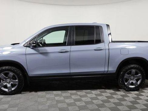 Used 2025 Honda Ridgeline TrailSport image 8