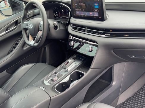 Certified 2026 INFINITI QX60 Pure w/ Cargo Package image 9