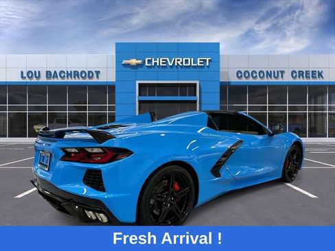 Used 2021 Chevrolet Corvette Stingray Premium Conv w/ Z51 Performance Package RWD image 8