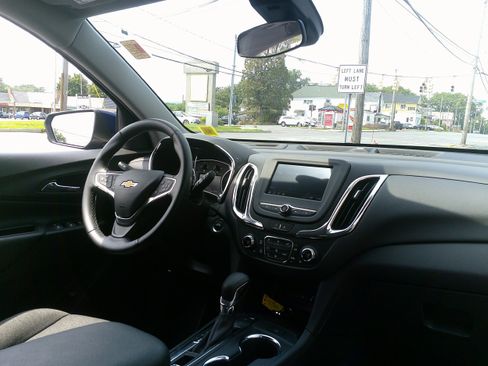 Used 2023 Chevrolet Equinox LT AWD/4WD image 23
