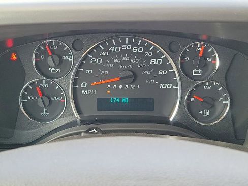 New 2025 Chevrolet Express 3500 w/ Power Convenience Package image 19