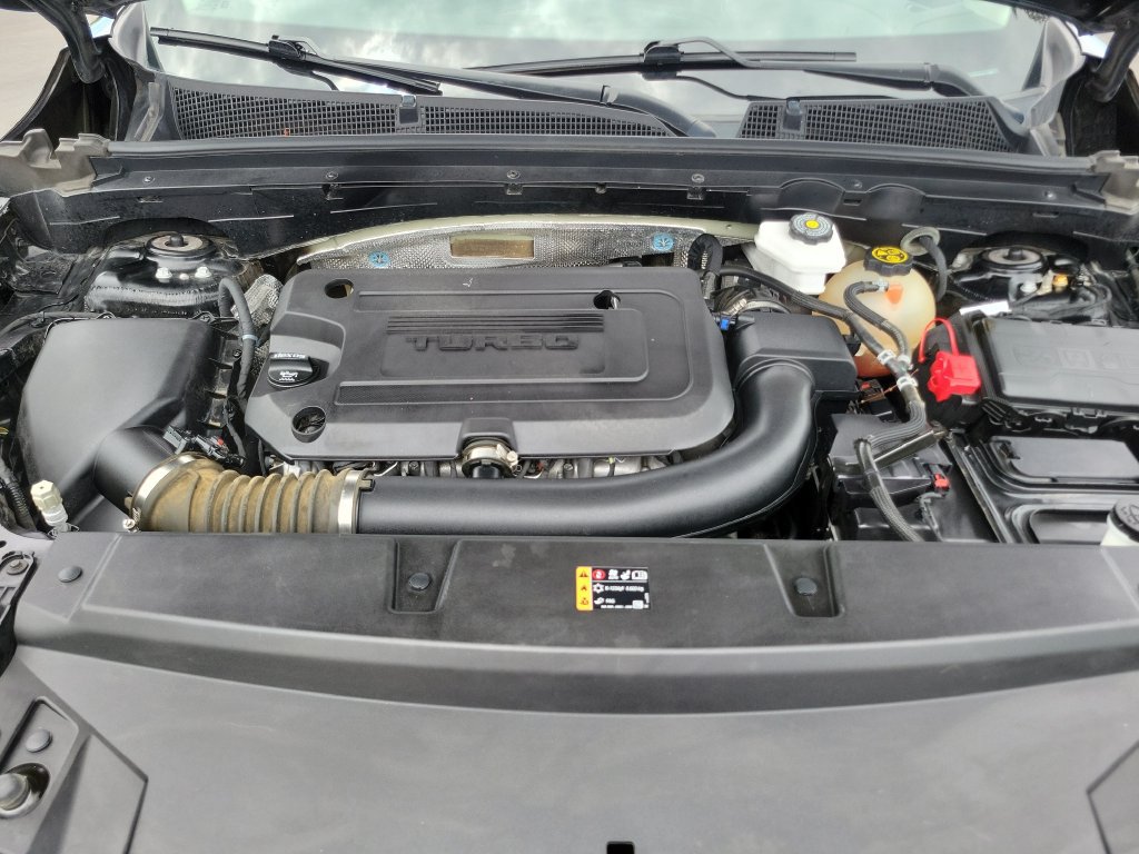 Used 2023 Buick Envision Essence w/ Sport Touring Package FWD image 30