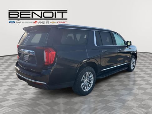 Used 2022 GMC Yukon XL SLT w/ SLT Premium Package RWD image 6