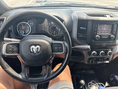 Used 2022 RAM 2500 Tradesman w/ Chrome Appearance Group AWD/4WD image 6