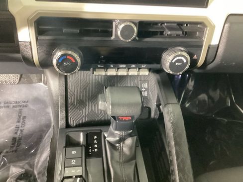 Used 2024 Toyota Tacoma TRD Off-Road AWD/4WD image 19