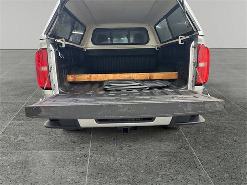 Used 2017 Chevrolet Colorado Z71 image 13