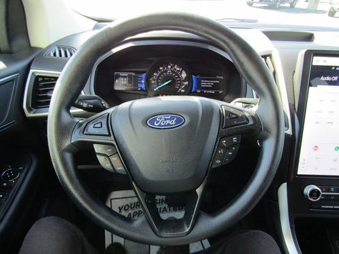 Used 2024 Ford Edge SE AWD/4WD image 13