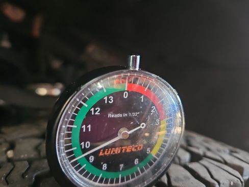 Used 2025 Toyota Tacoma TRD Off-Road image 24