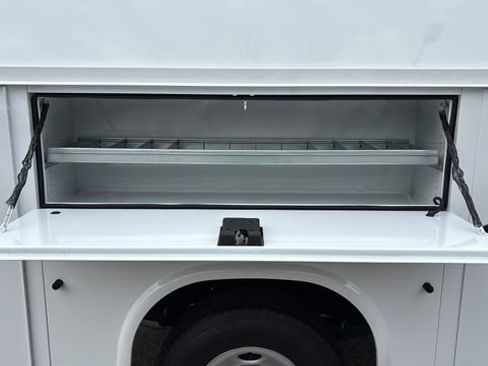 New 2025 Chevrolet Express 3500 w/ Power Convenience Package RWD image 28