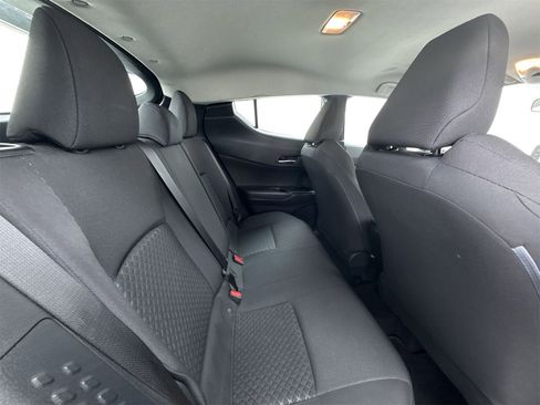 Used 2021 Toyota C-HR LE image 32