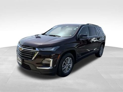 Used 2023 Chevrolet Traverse LT w/ LPO, Floor Liner Package AWD/4WD image 3