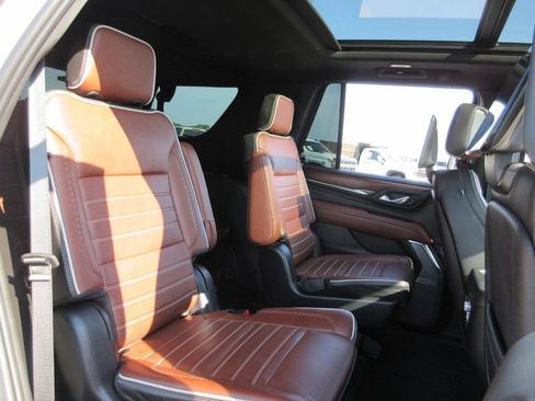 Certified 2023 GMC Yukon Denali Ultimate AWD/4WD image 29
