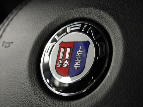 Used 2024 BMW ALPINA XB7 AWD/4WD image 46
