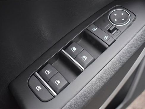 New 2025 Kia Soul LX image 18