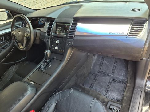 Used 2015 Ford Taurus SEL w/ Equipment Group 201A FWD image 10
