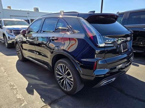 Used 2024 Cadillac XT4 Sport image 2