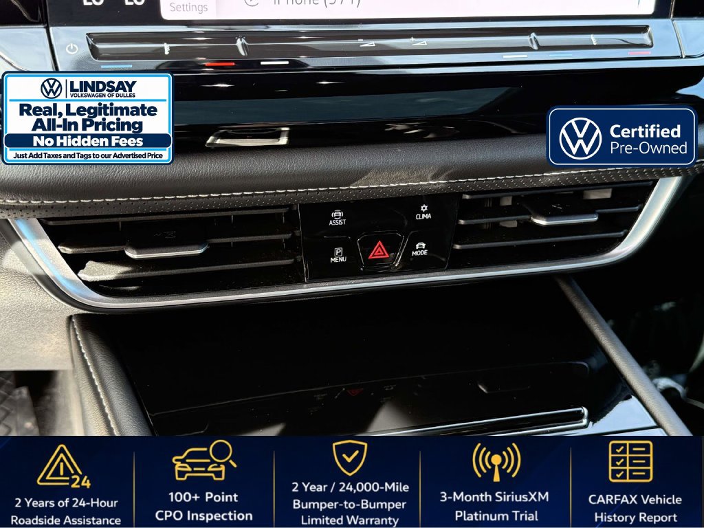 Certified 2024 Volkswagen Atlas Cross Sport SE w/ Panoramic Sunroof Package FWD image 19