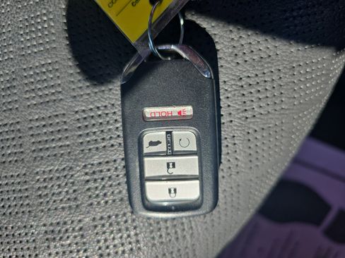 Used 2023 Honda Passport Elite image 37