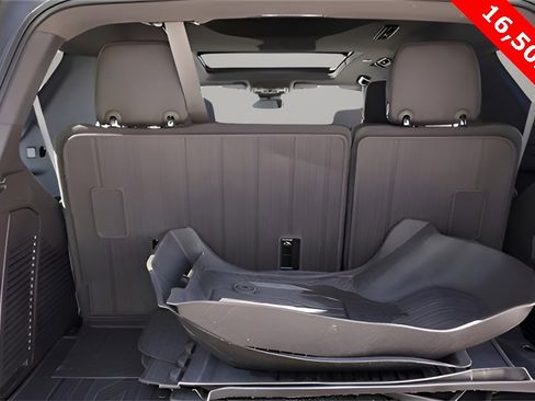 Used 2024 GMC Yukon Denali image 25