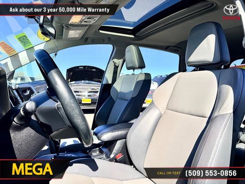 Used 2014 Toyota RAV4 Limited image 15
