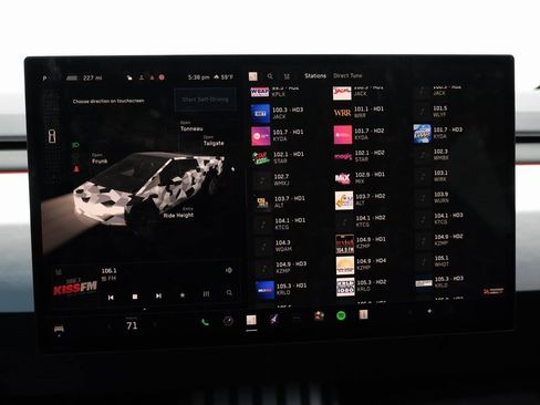 Used 2024 Tesla Cybertruck AWD Crew Cab image 26