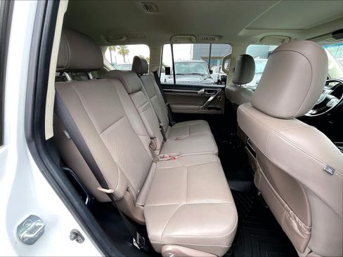 Used 2021 Lexus GX 460 Premium w/ Premium Plus Package AWD/4WD image 30
