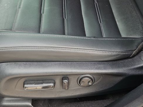 Used 2024 Honda CR-V EX-L image 23