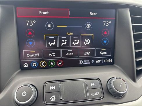 Used 2023 GMC Acadia SLE w/ Driver Convenience Package AWD/4WD image 4