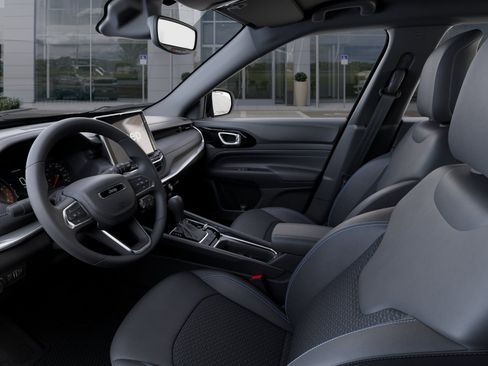New 2026 Jeep Compass Latitude AWD/4WD image 22