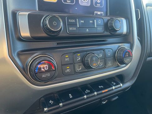 Used 2018 GMC Sierra 1500 SLE w/ SLE Value Package AWD/4WD image 22