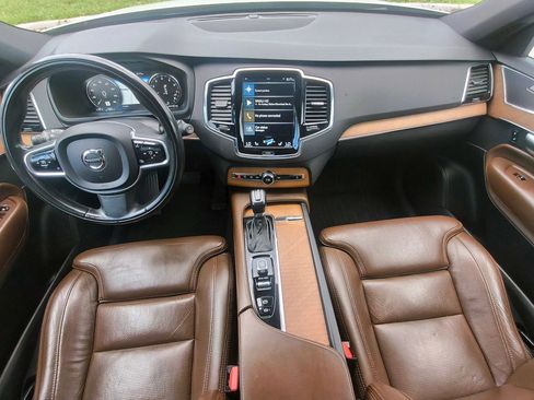 Used 2018 Volvo XC90 T6 Inscription w/ Convenience Package AWD/4WD image 6