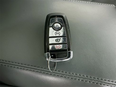 Used 2020 Lincoln Nautilus Reserve w/ Equipment Group 201A image 41