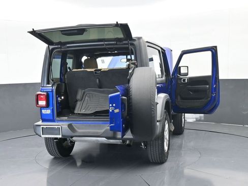 Used 2020 Jeep Wrangler Sport image 77