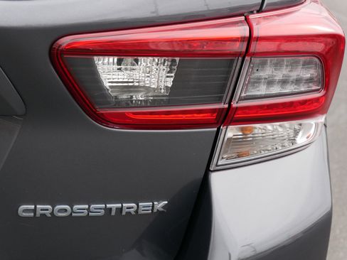 Used 2022 Subaru Crosstrek 2.5i Limited w/ Moonroof Package 2 AWD/4WD image 17