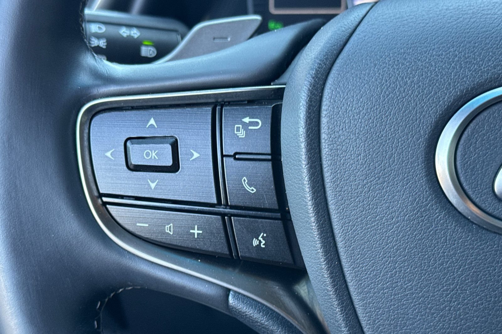 Used 2021 Lexus ES 350 w/ Premium Package FWD image 26