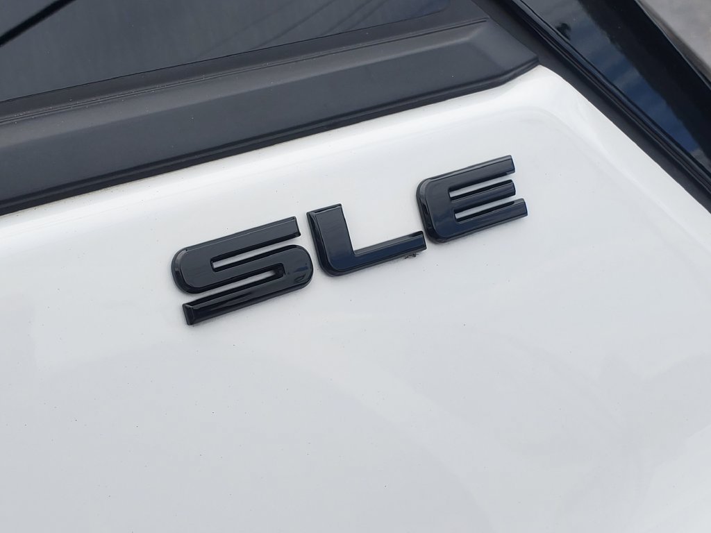 Used 2020 GMC Terrain SLE w/ Driver Convenience Package FWD image 28