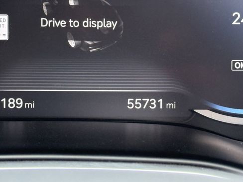 Used 2023 Genesis GV80 2.5T w/ Advanced Package AWD/4WD image 32
