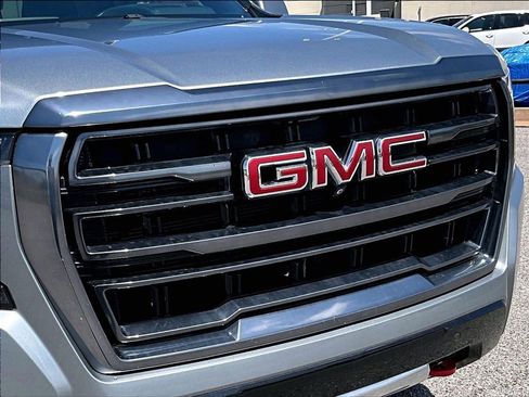 Used 2024 GMC Yukon AT4 w/ AT4 Premium Package image 20