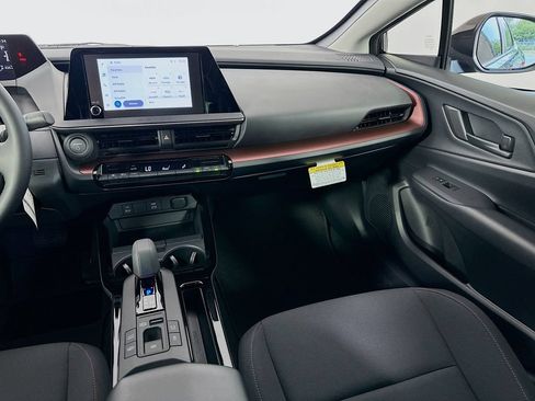 Used 2026 Toyota Prius Plug-In Hybrid FWD image 22